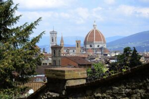 Romantic Renaissance: Exploring the Enchanting Charms of Florence for a Dreamy Getaway.