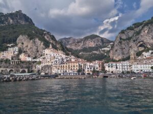 Amalfi Coast's Luxurious Hotels – Discovering Italy's Charming Coastal Getaway