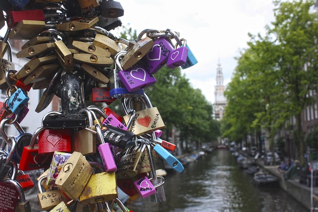 Enchanting Amsterdam: Experiencing the Charms of a Nice Vacation in the Dutch Capital